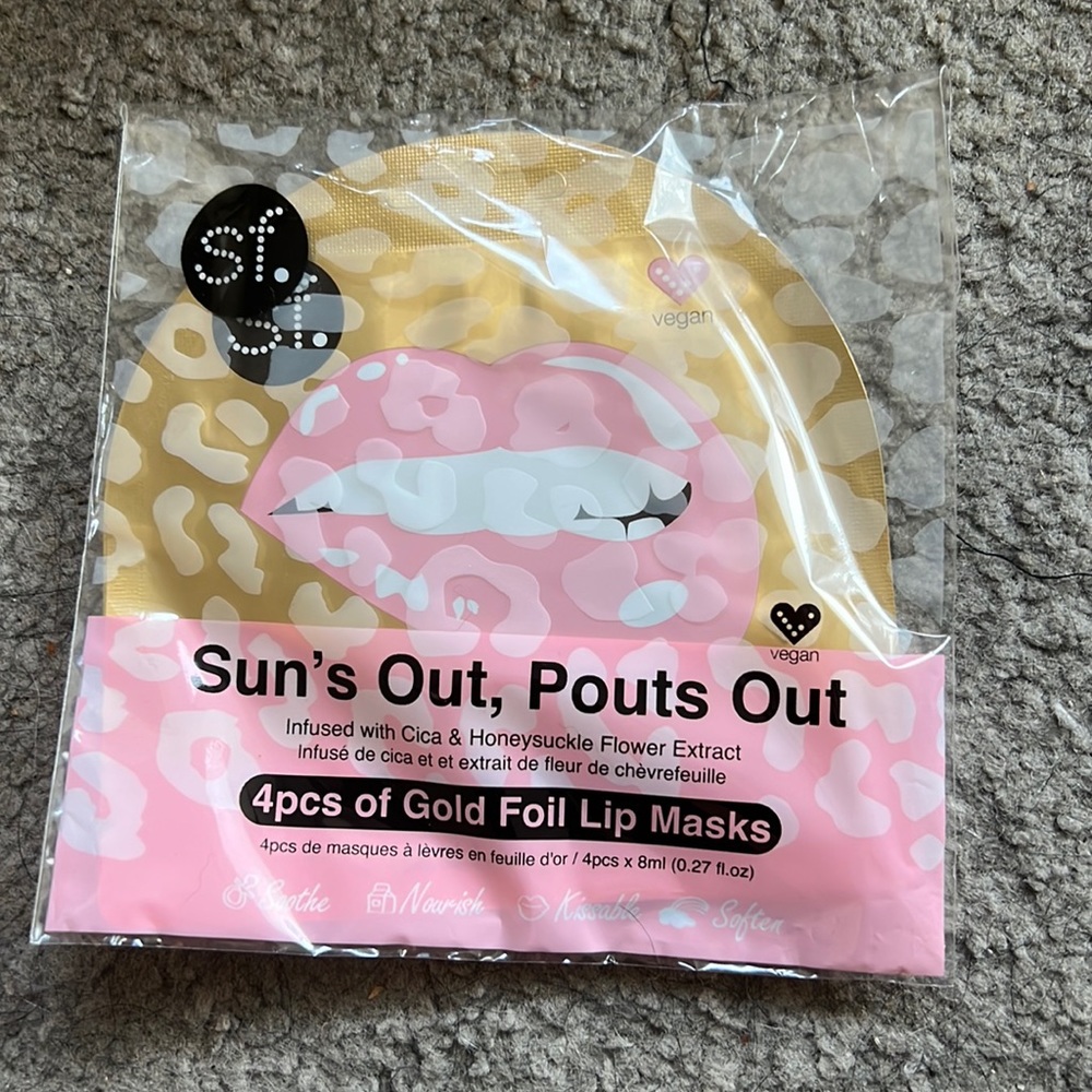 Gold Foil Lip Mask